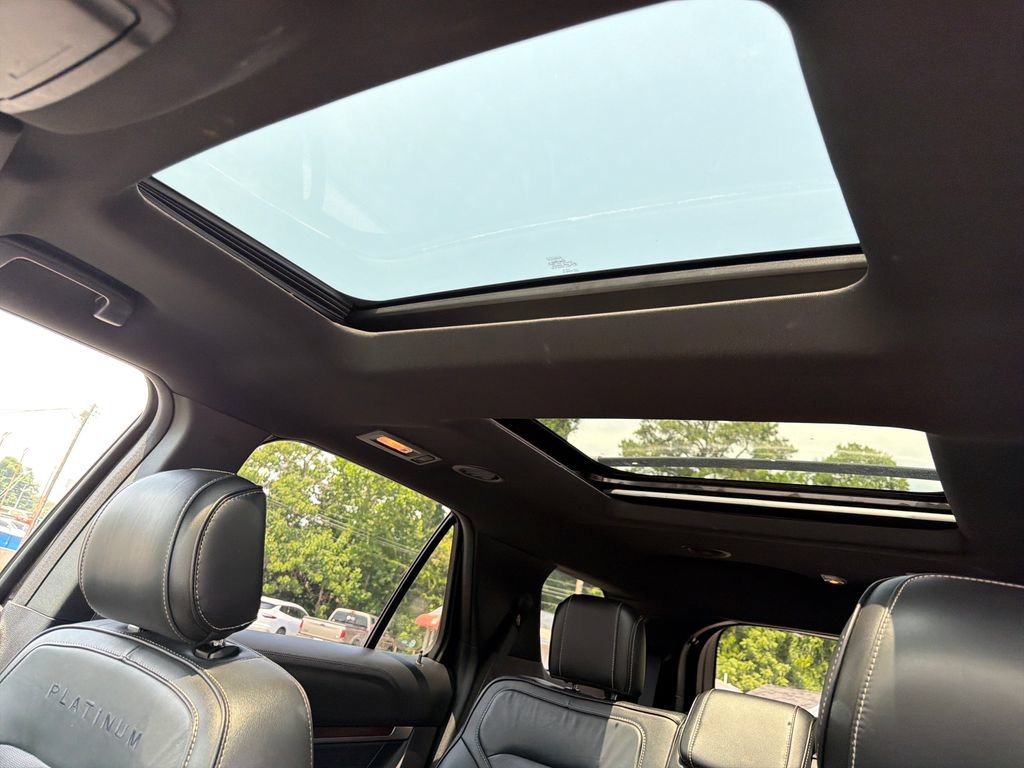 Used 2017 Ford Explorer Platinum AWD/4WD image 37