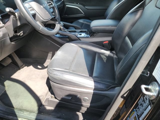 Used 2025 Kia Telluride S AWD/4WD image 11