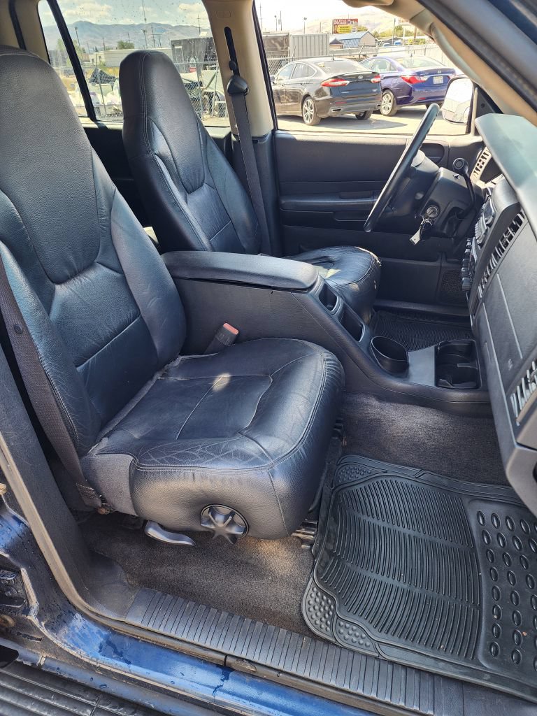 Used 2003 Dodge Durango SLT image 7