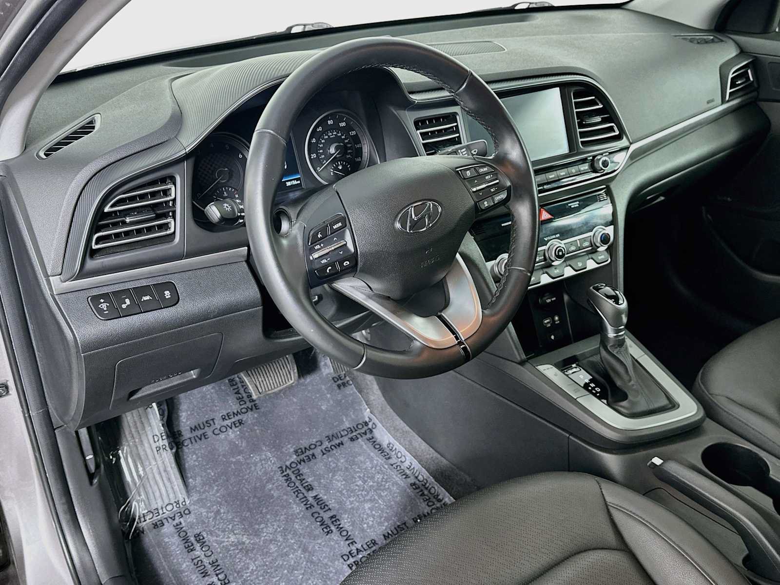 Used 2020 Hyundai Elantra Limited w/ Ultimate Package 03 FWD image 9