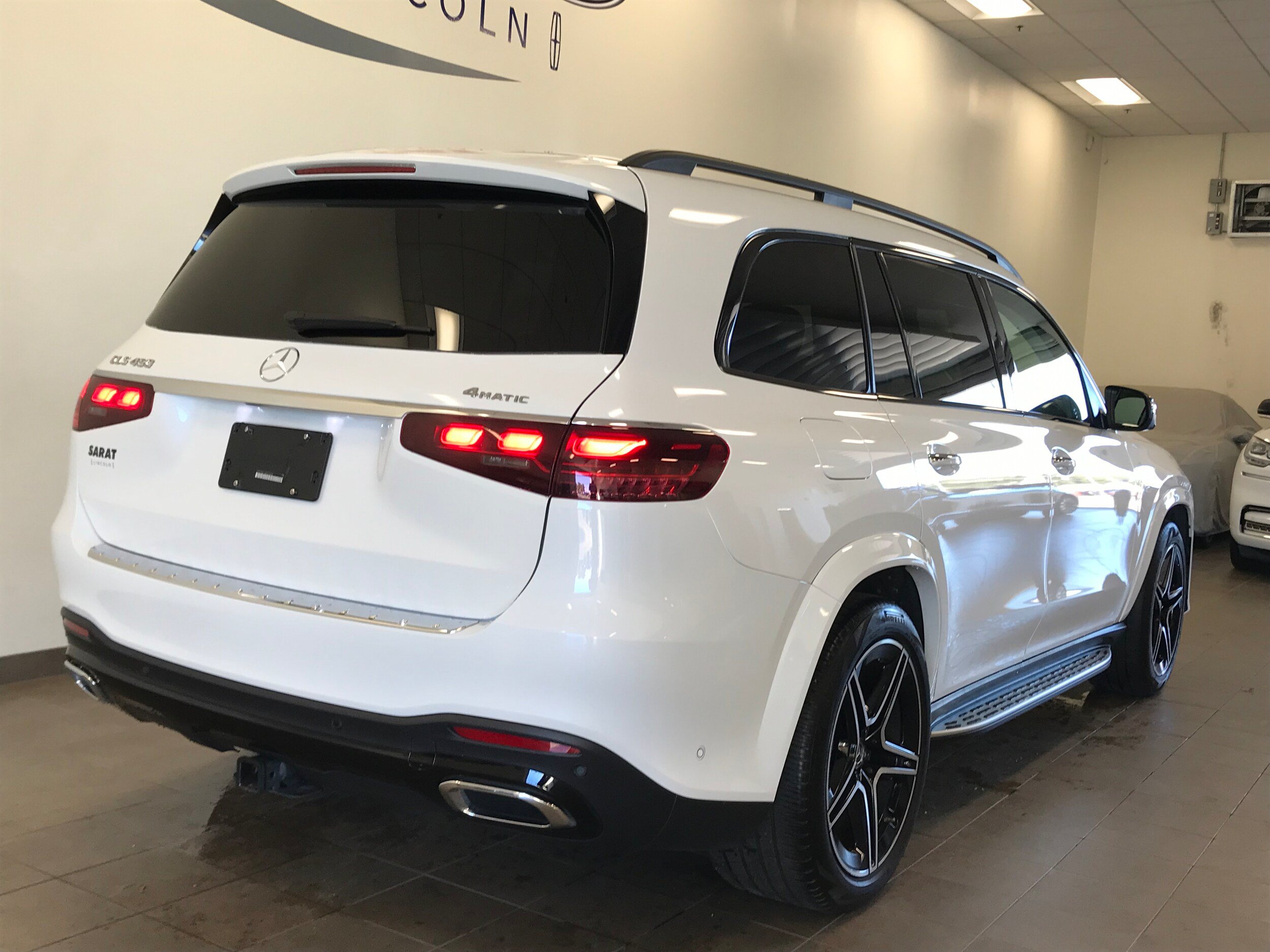 Used 2025 Mercedes-Benz GLS 450 4MATIC image 8