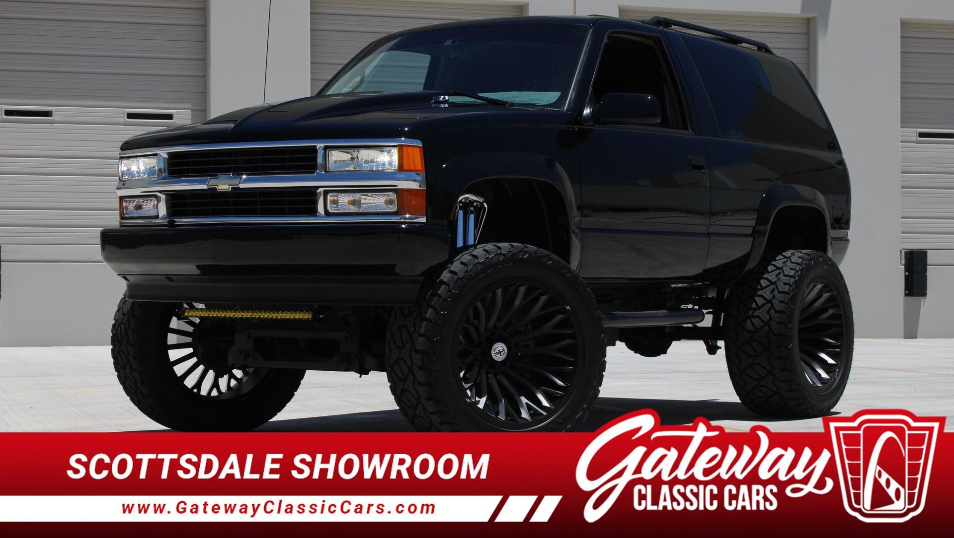 Used 1996 Chevrolet Tahoe 4WD 2-Door image 1