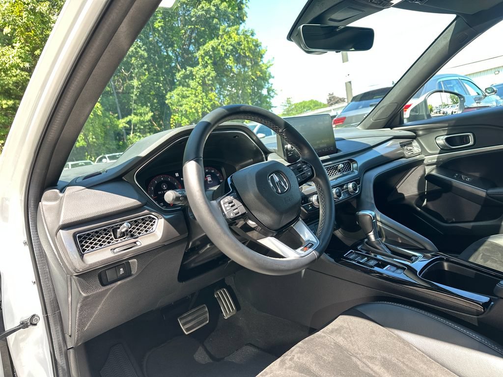 Used 2024 Acura Integra A-Spec w/ Technology Package FWD image 11