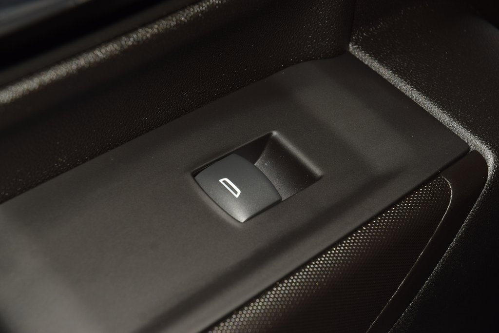 Used 2024 Chevrolet Silverado 2500 Custom w/ Custom Value Package image 48