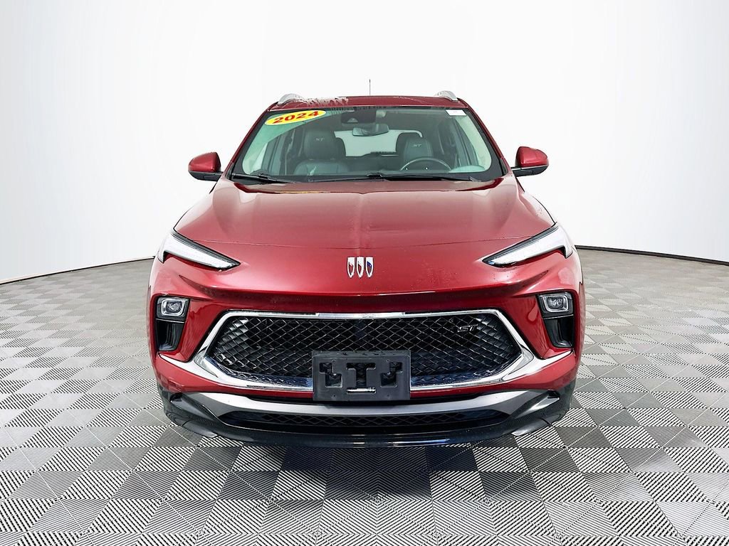 Used 2024 Buick Encore GX Sport Touring image 4