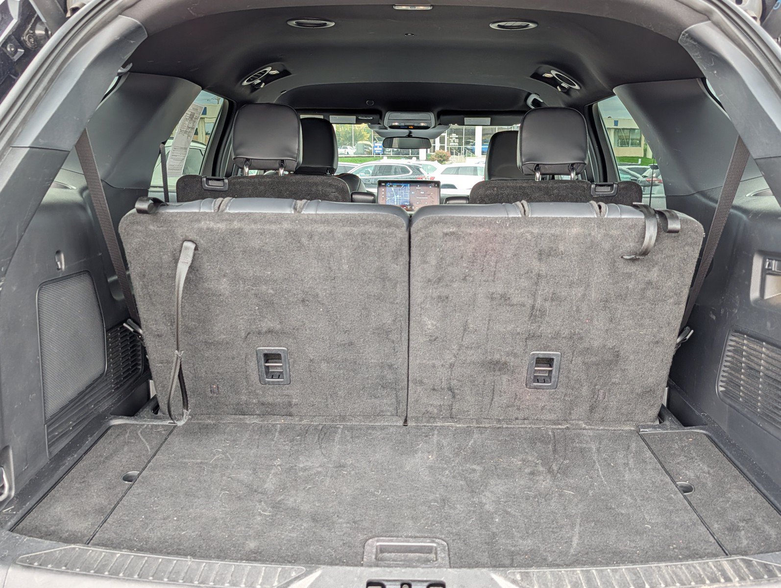 Used 2025 Ford Explorer ST-Line AWD/4WD image 11