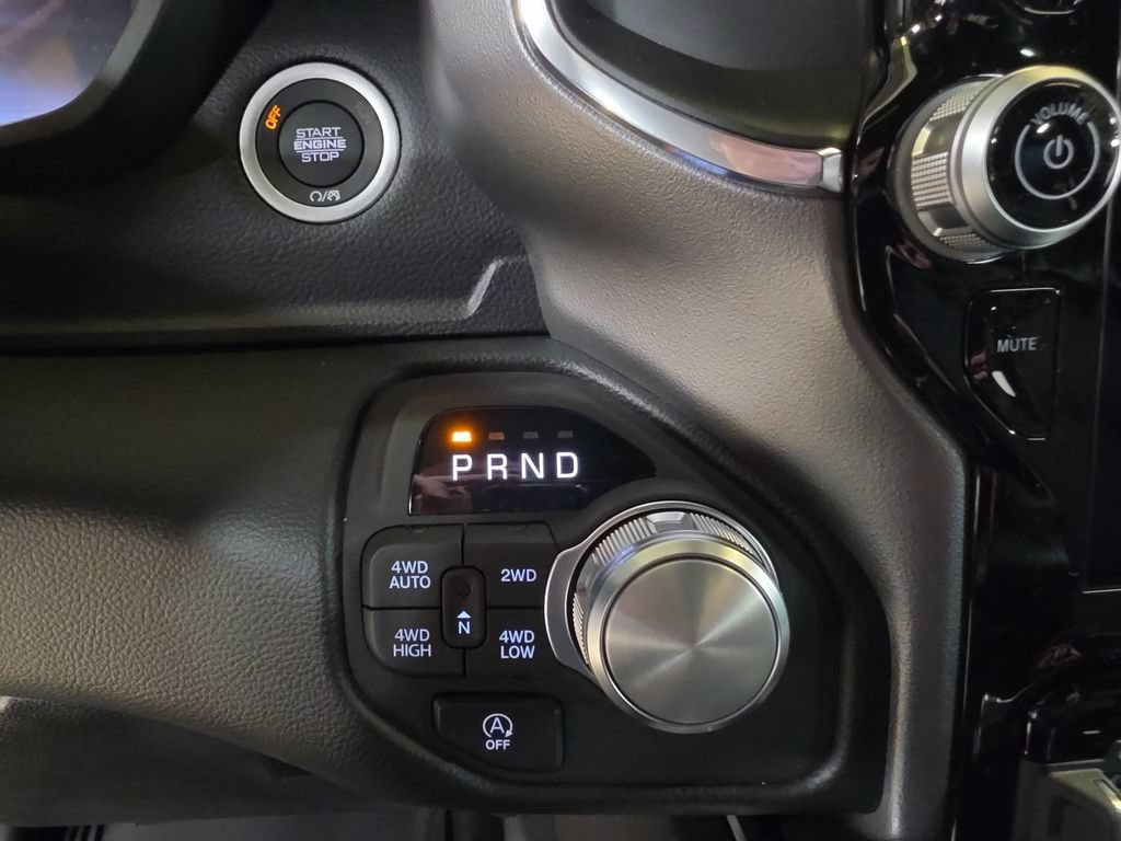 New 2027 RAM 1500 Laramie w/ Night Edition AWD/4WD image 24