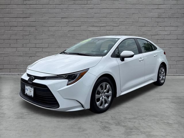 Used 2024 Toyota Corolla LE FWD image 3