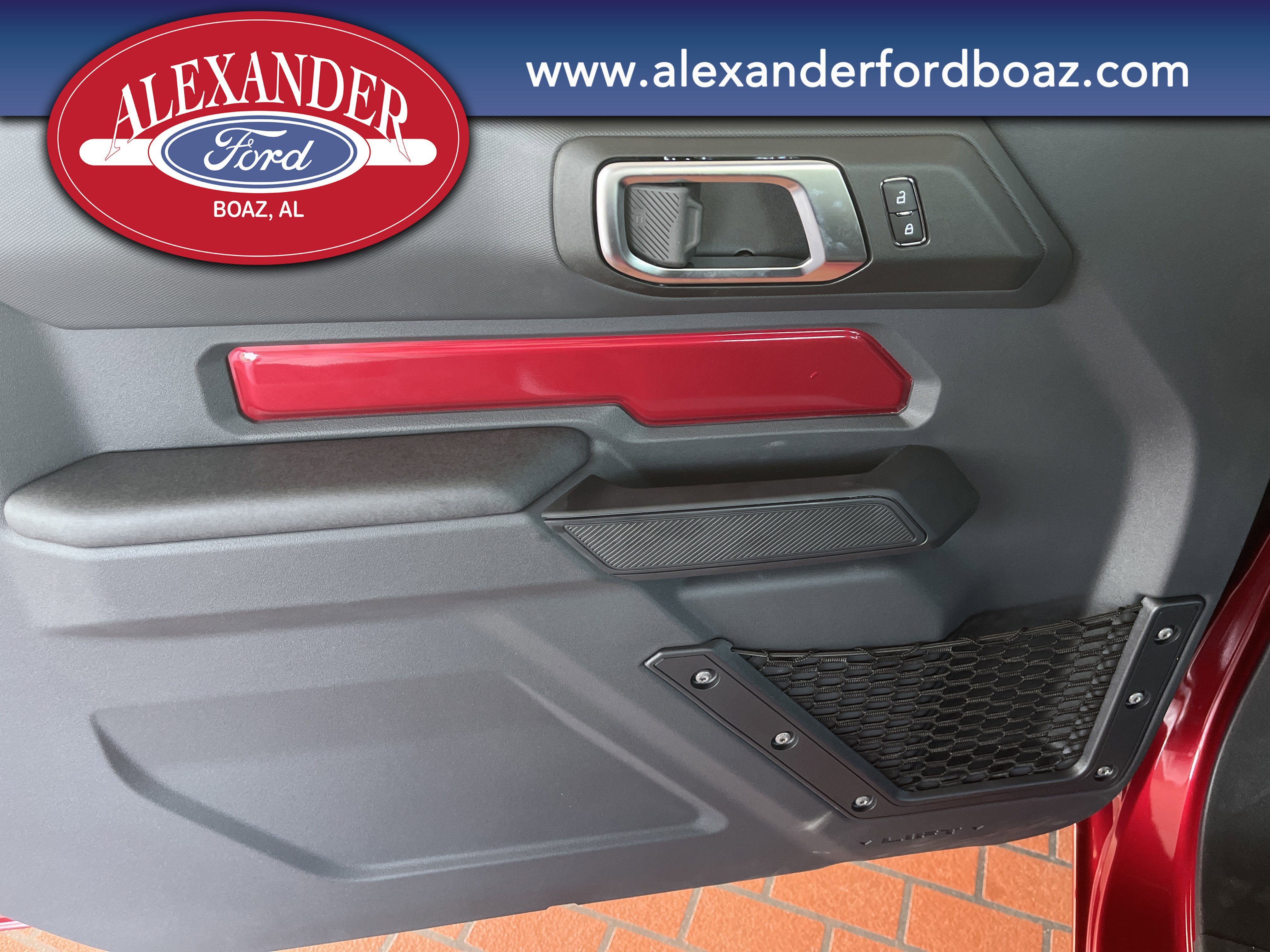 New 2025 Ford Bronco 2-Door w/ Sasquatch Package image 10
