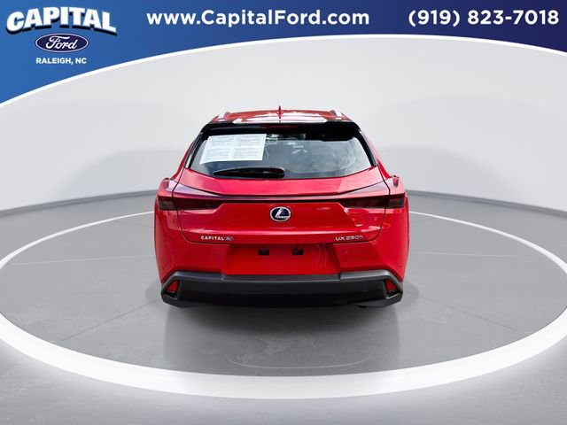 Used 2022 Lexus UX 250h w/ Premium Package image 7