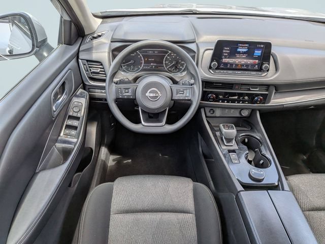 Used 2024 Nissan Rogue SV AWD/4WD image 15