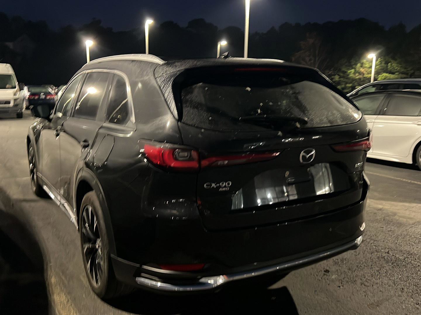 Used 2024 MAZDA CX-90 Plug-In Hybrid w/ Premium Pkg image 10