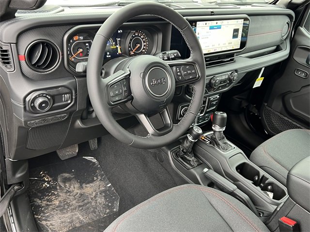 New 2026 Jeep Wrangler Unlimited Rubicon w/ Steel Bumper Group image 16