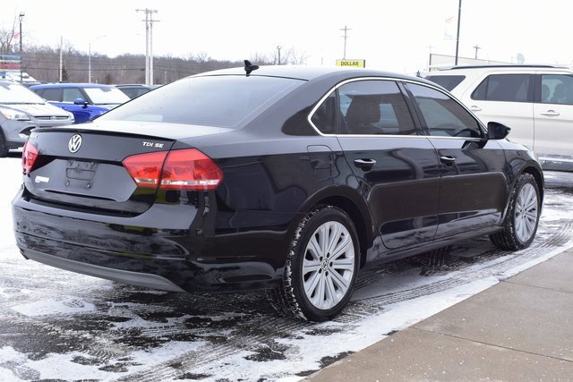 Used 2012 Volkswagen Passat TDI SE image 6