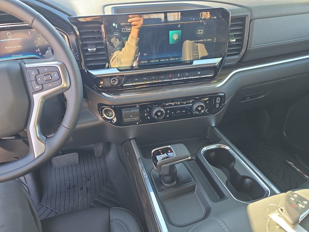 Used 2024 Chevrolet Silverado 1500 LT Trail Boss w/ LT Trail Boss Premium Package image 19