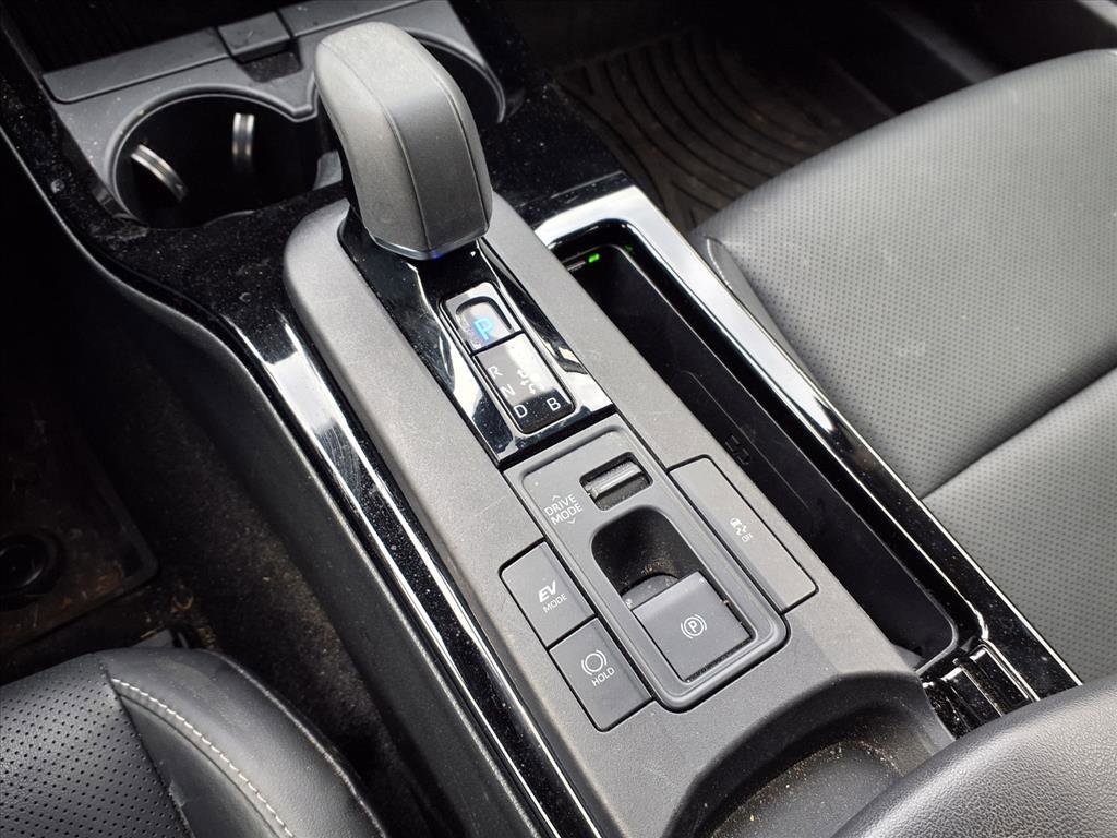 Used 2024 Toyota Prius XLE image 13