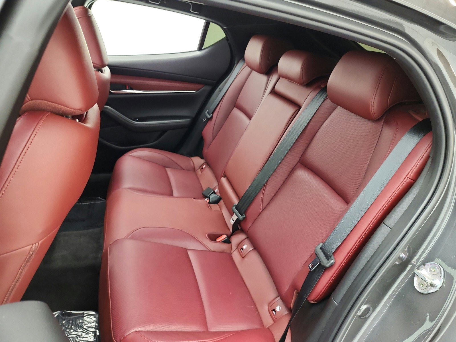 Used 2024 MAZDA MAZDA3 Hatchback w/Premium Plus Pkg image 16