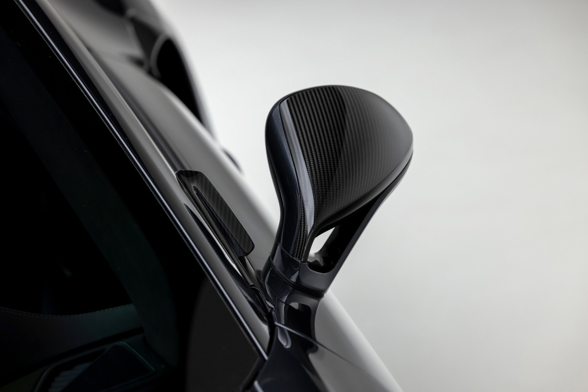 Used 2018 Porsche 911 GT2 RS image 57