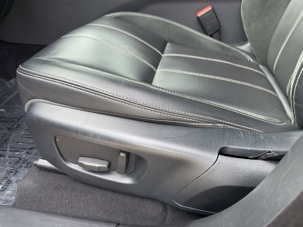 Used 2019 Land Rover Range Rover Velar R-Dynamic SE image 14