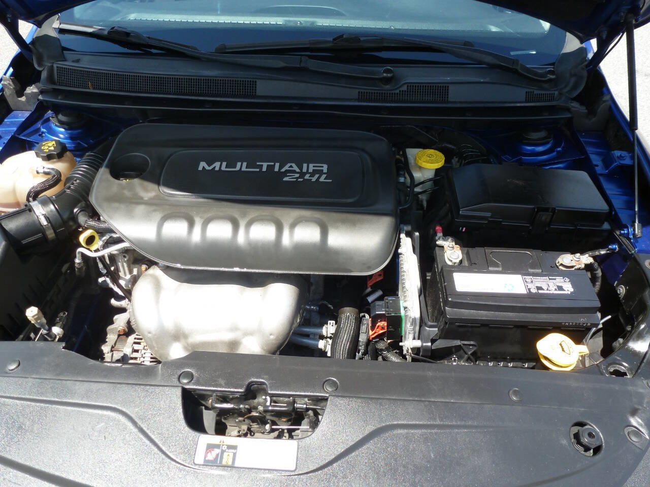 Used 2015 Chrysler 200 Limited FWD image 26