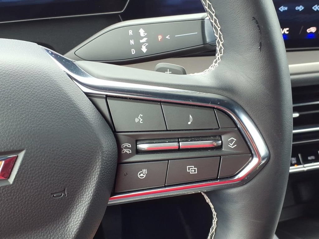 Used 2026 Chevrolet Traverse LT AWD/4WD image 19