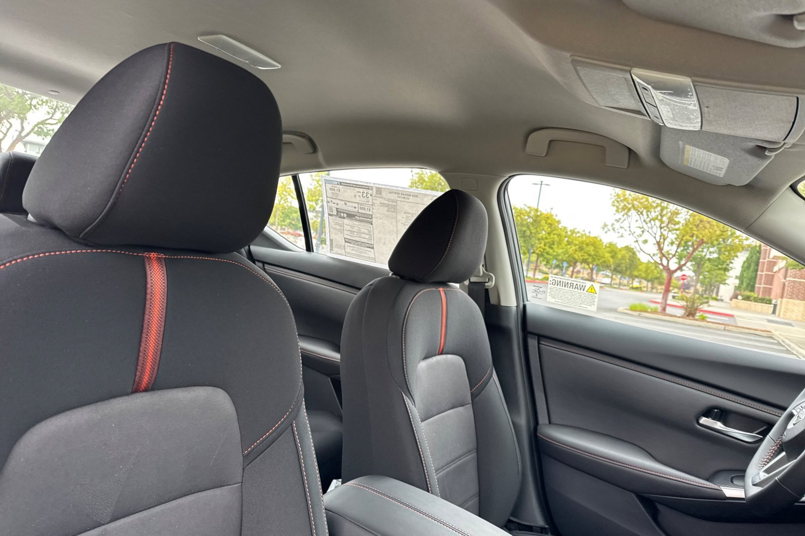 New 2025 Nissan Sentra SR w/ Trunk Package image 13