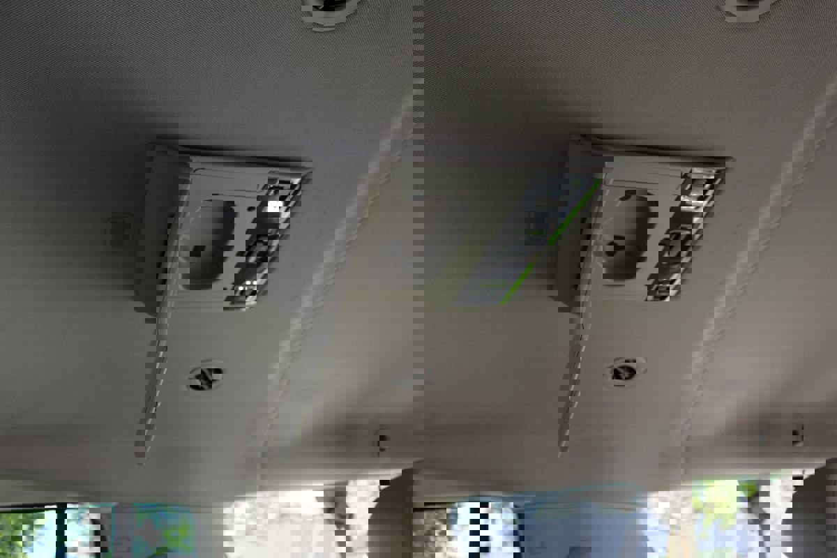 Used 2015 Cadillac Escalade ESV Premium image 17