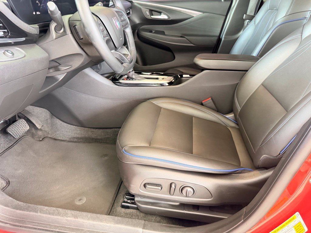 Used 2024 Buick Envista Sport Touring w/ Convenience I Package FWD image 13