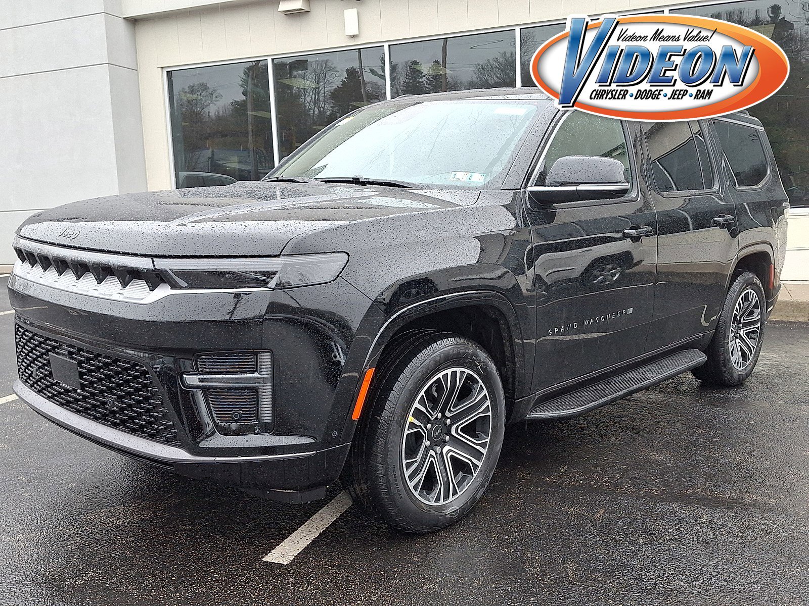 New 2026 Jeep Grand Wagoneer 4x4 image 1