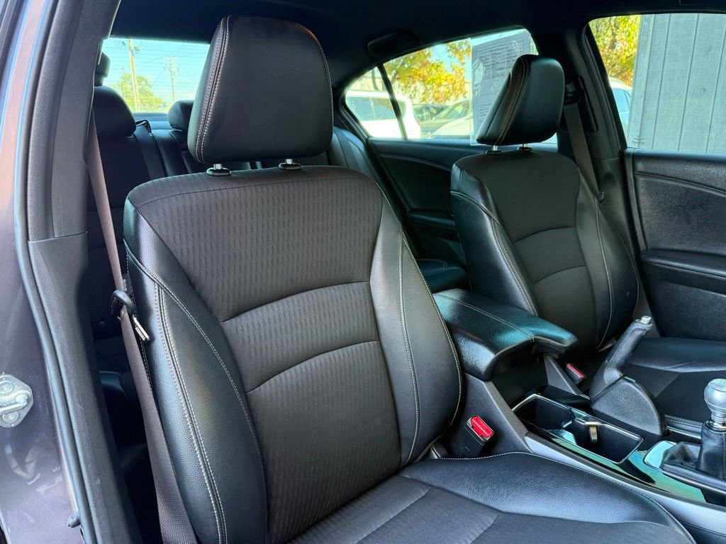 Used 2017 Honda Accord Sport image 18
