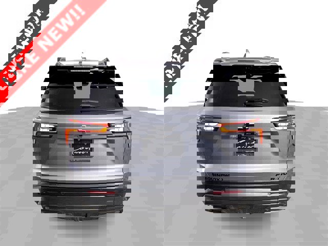 Used 2025 Chevrolet Equinox ACTIV w/ Safety and Technology Package image 7