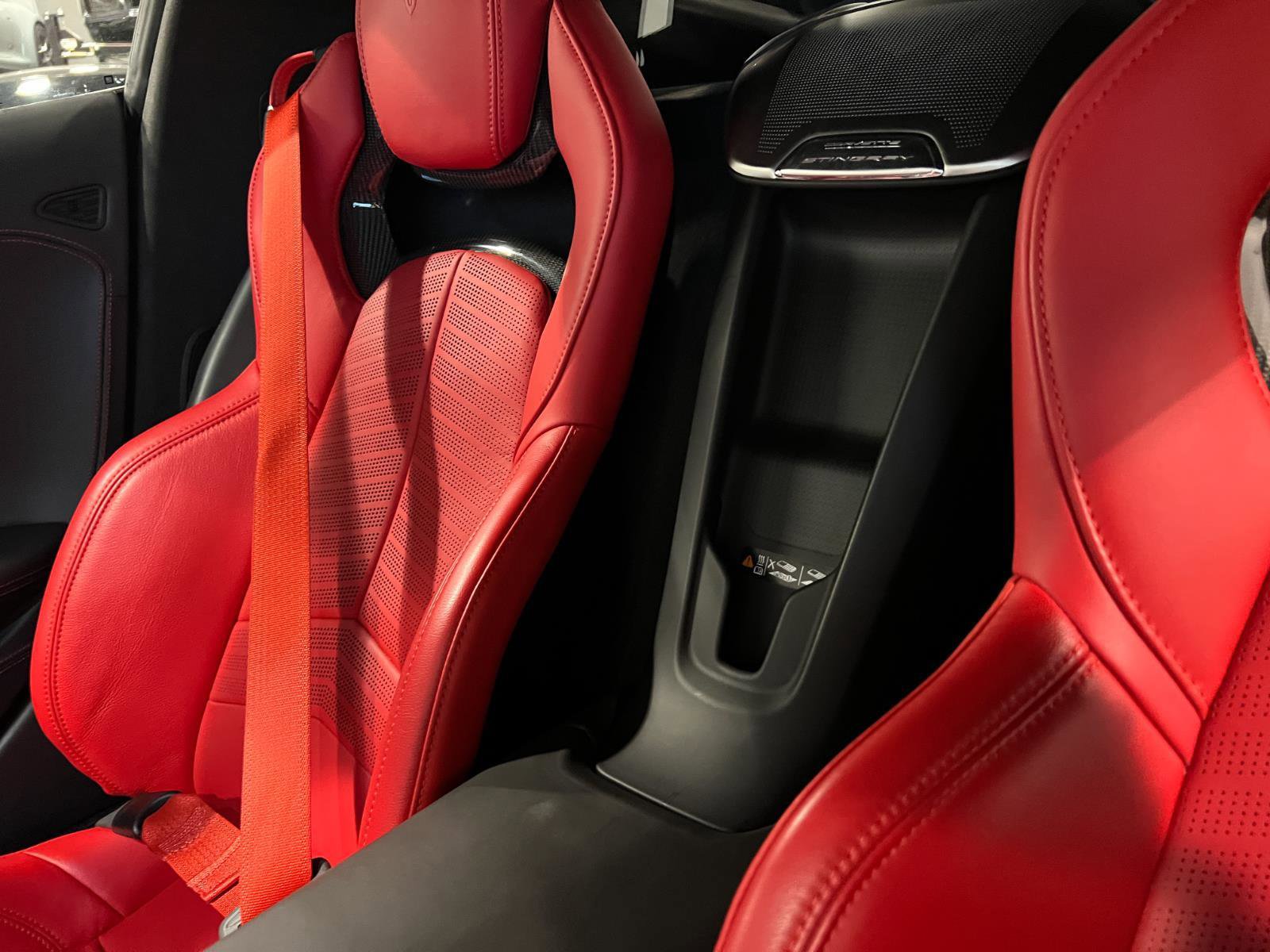 Used 2020 Chevrolet Corvette Stingray Premium Cpe w/ 3LT Preferred Equipment Group image 21