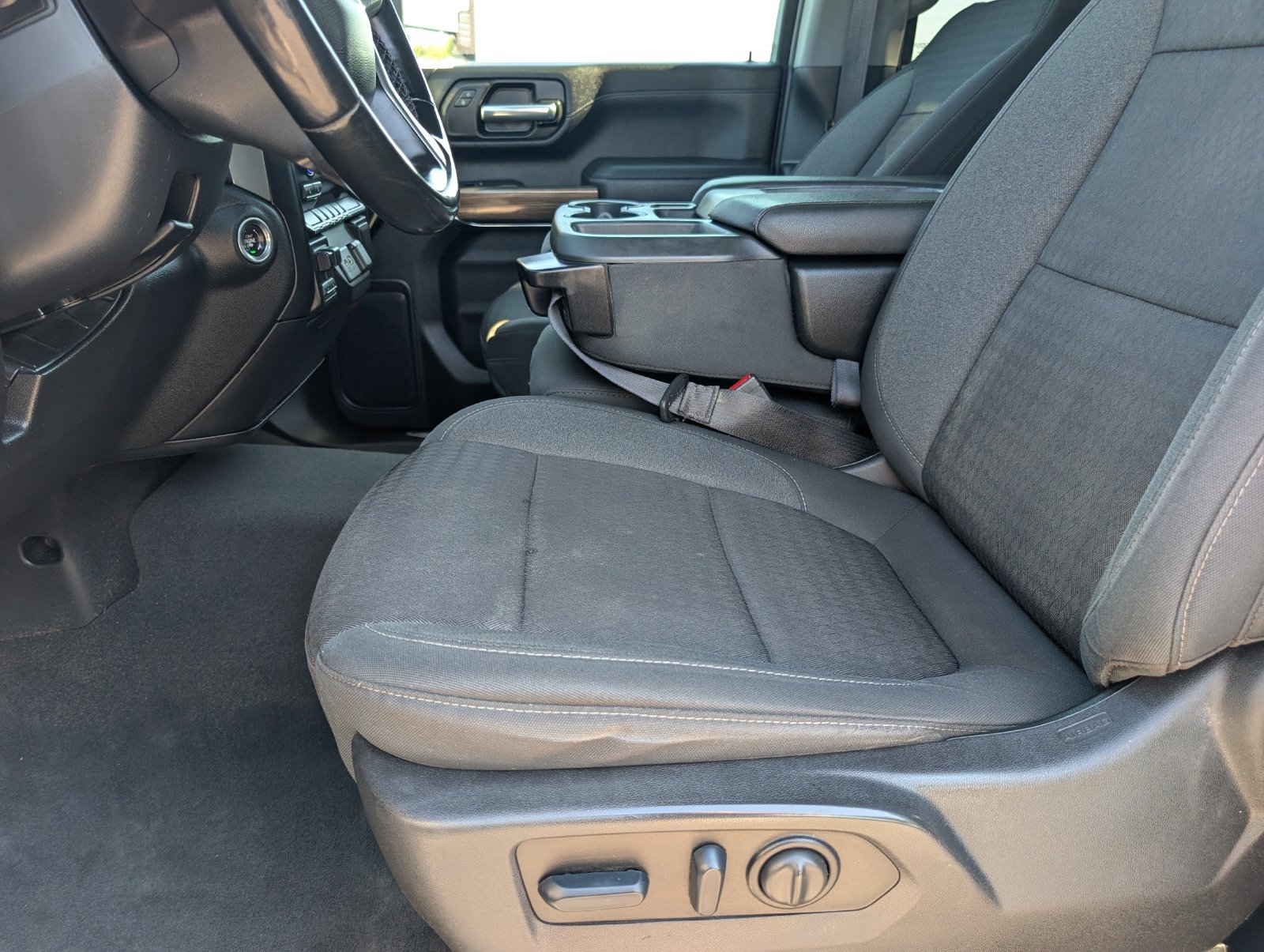Used 2023 Chevrolet Silverado 2500 LT w/ Convenience Package AWD/4WD image 16