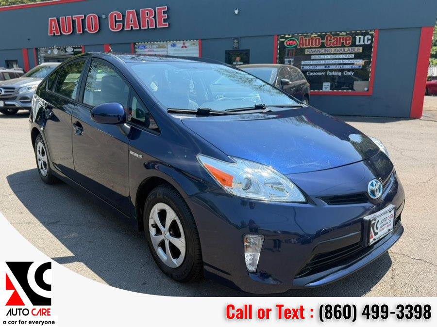 Used 2015 Toyota Prius Two FWD image 1