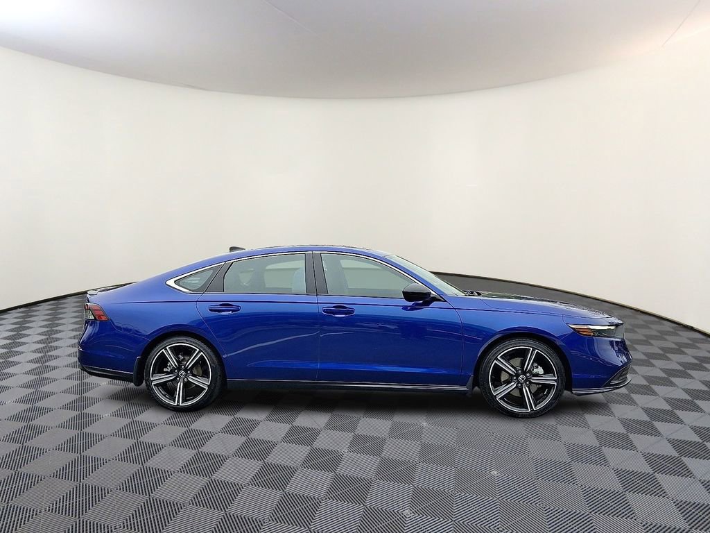 Used 2023 Honda Accord Sport image 10