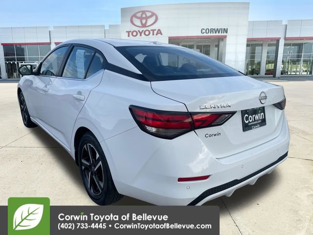 Used 2025 Nissan Sentra SV image 3