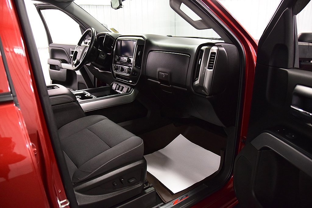 Used 2018 Chevrolet Silverado 1500 LT w/ All Star Edition image 26