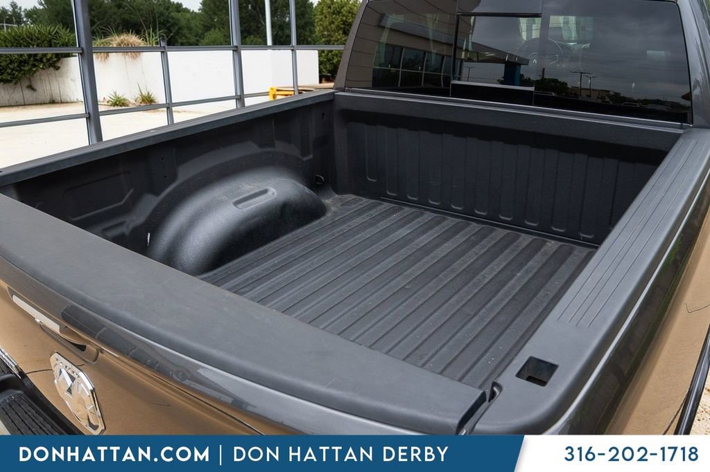 Used 2019 RAM 1500 Laramie AWD/4WD image 29