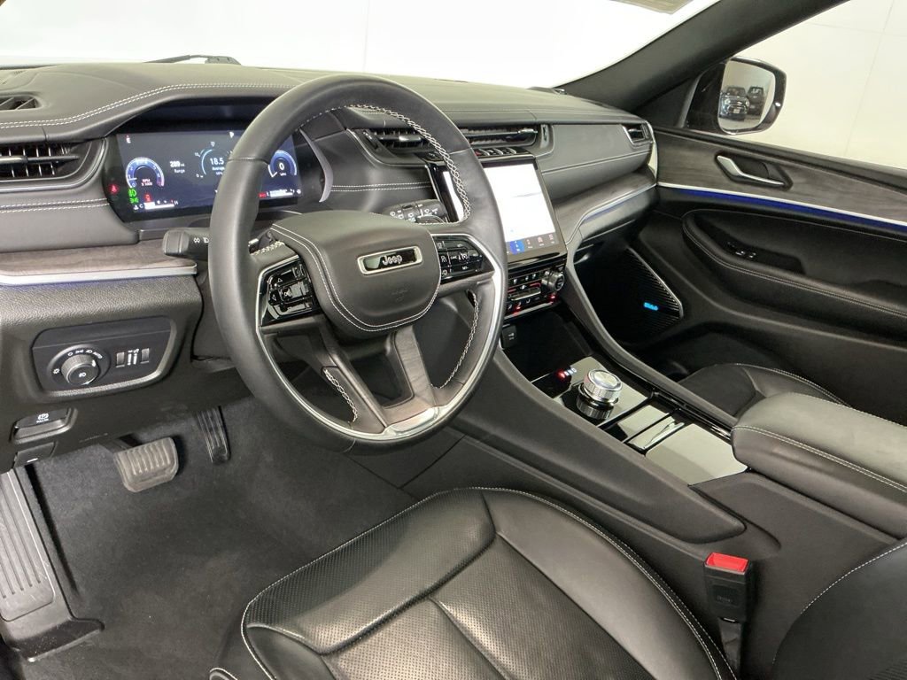 Used 2022 Jeep Grand Cherokee Overland image 22