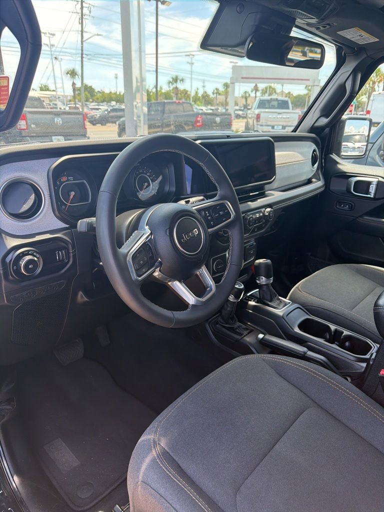 Used 2025 Jeep Wrangler Unlimited Sahara