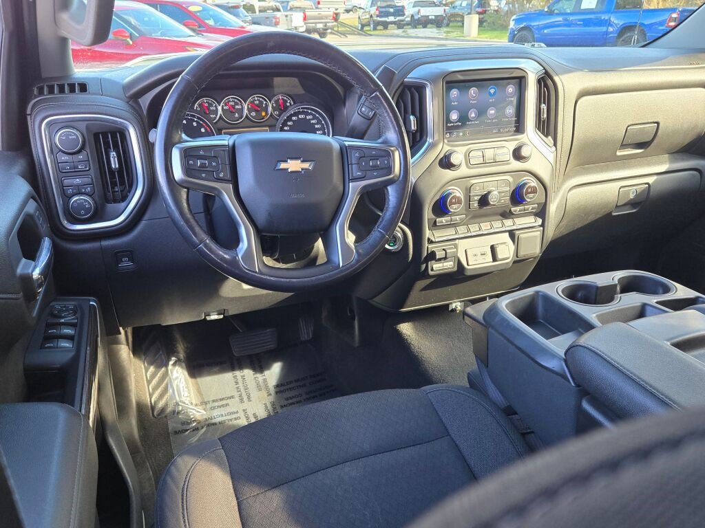 Used 2021 Chevrolet Silverado 1500 LT image 17
