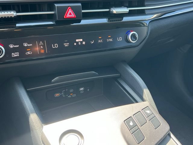 Used 2026 Kia Sportage EX AWD/4WD image 21