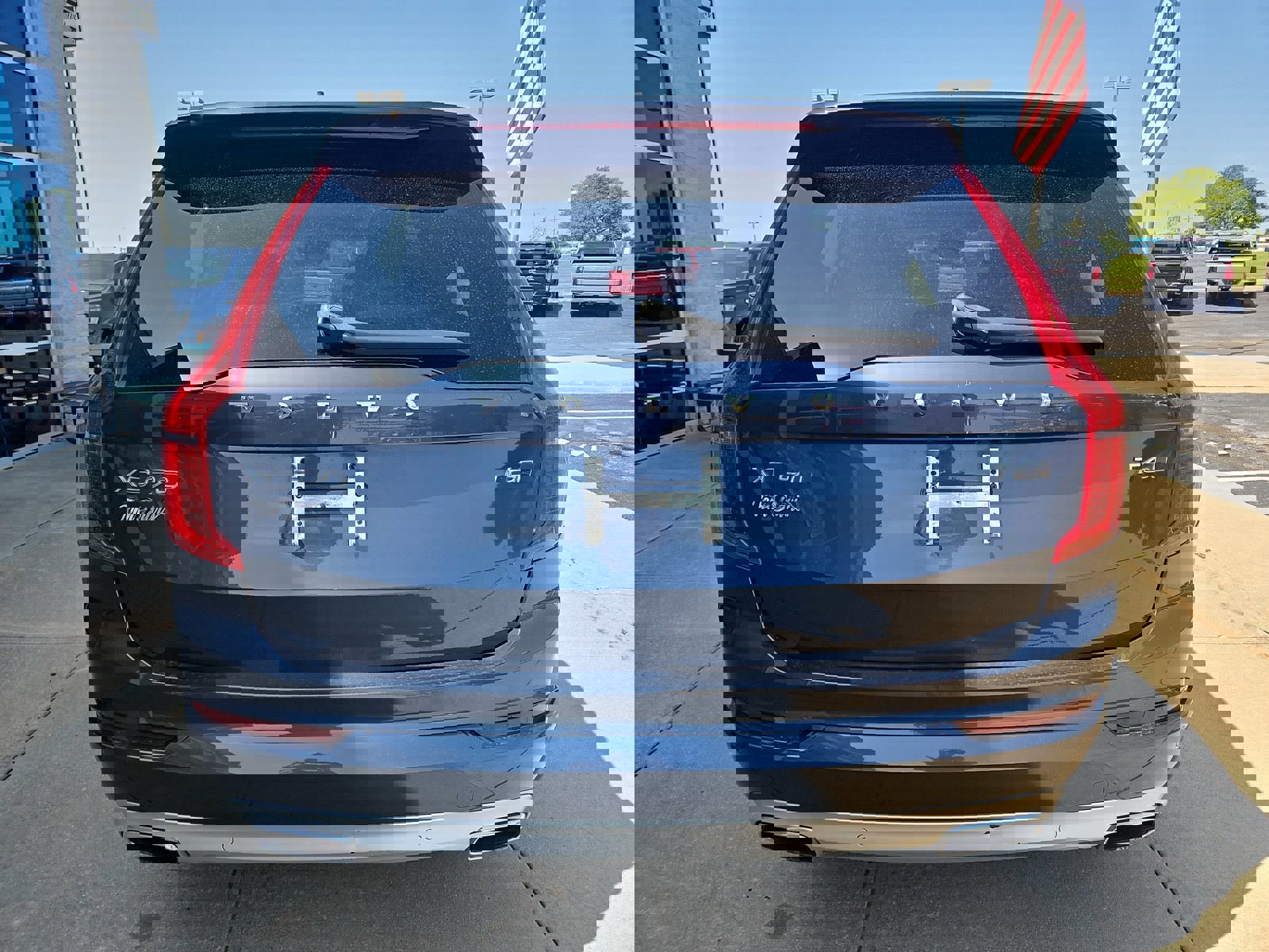 Used 2021 Volvo XC90 T6 Momentum image 24