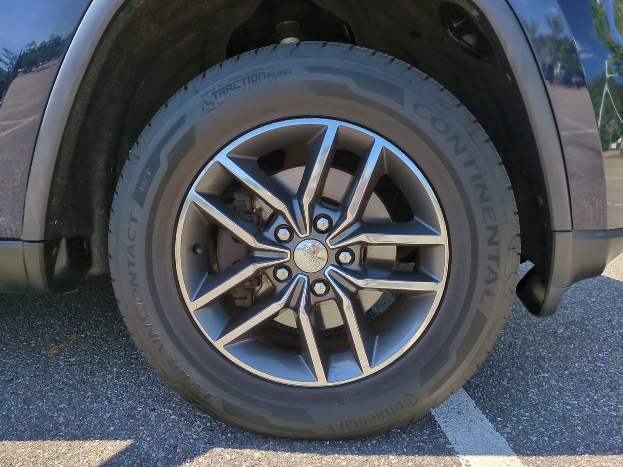Used 2017 Jeep Grand Cherokee Limited AWD/4WD image 11