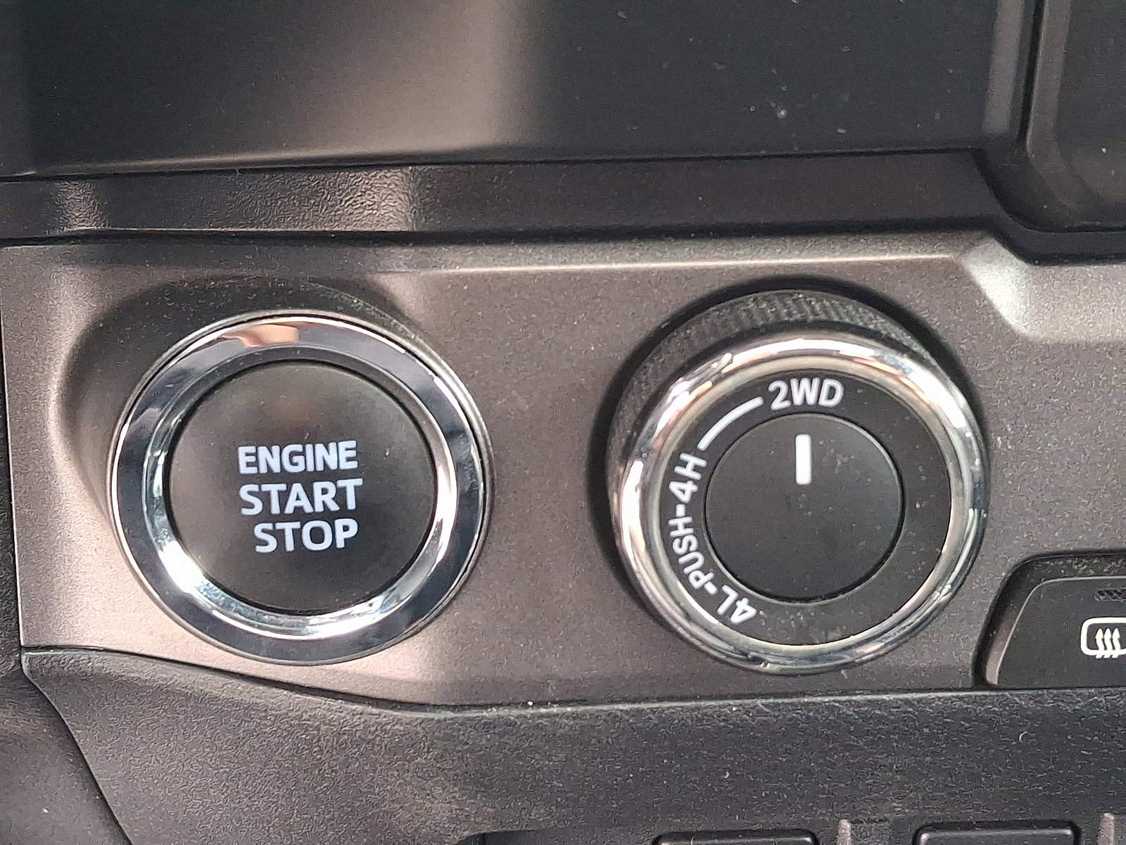 Used 2023 Toyota Tacoma TRD Off-Road w/ TRD Premium Off Road Package AWD/4WD image 25