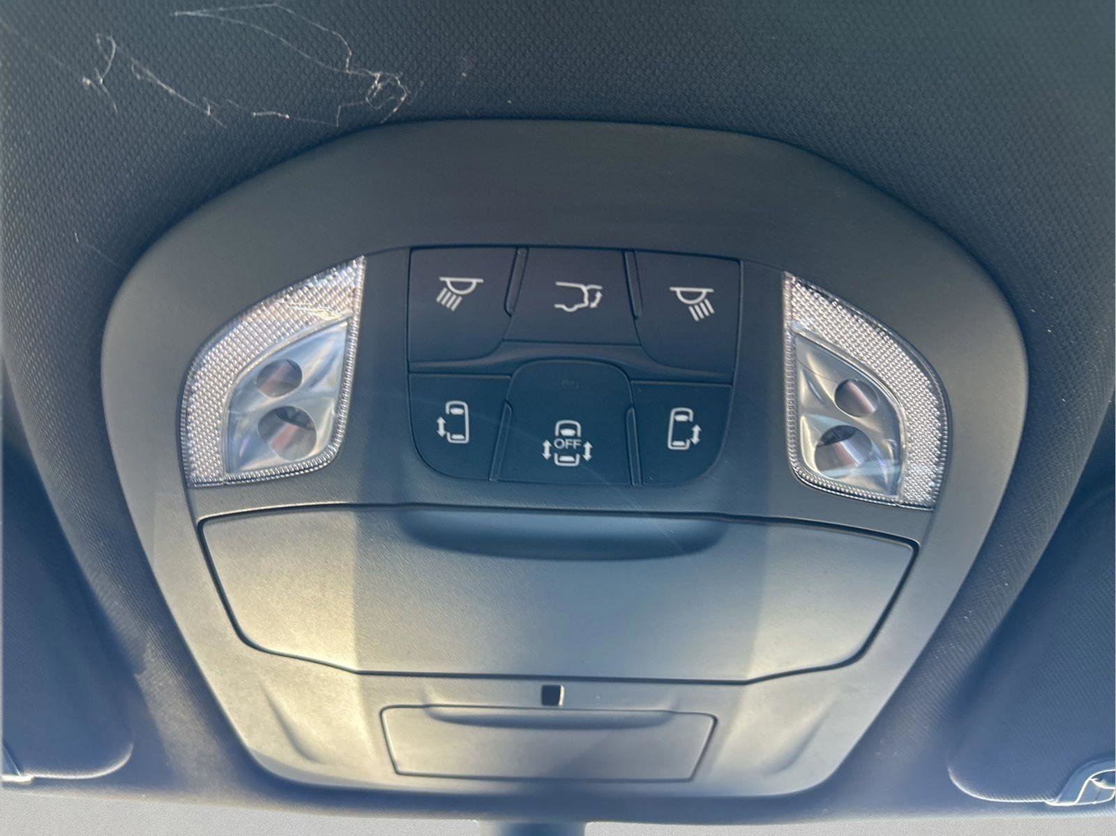 New 2026 Chrysler Pacifica Select image 21