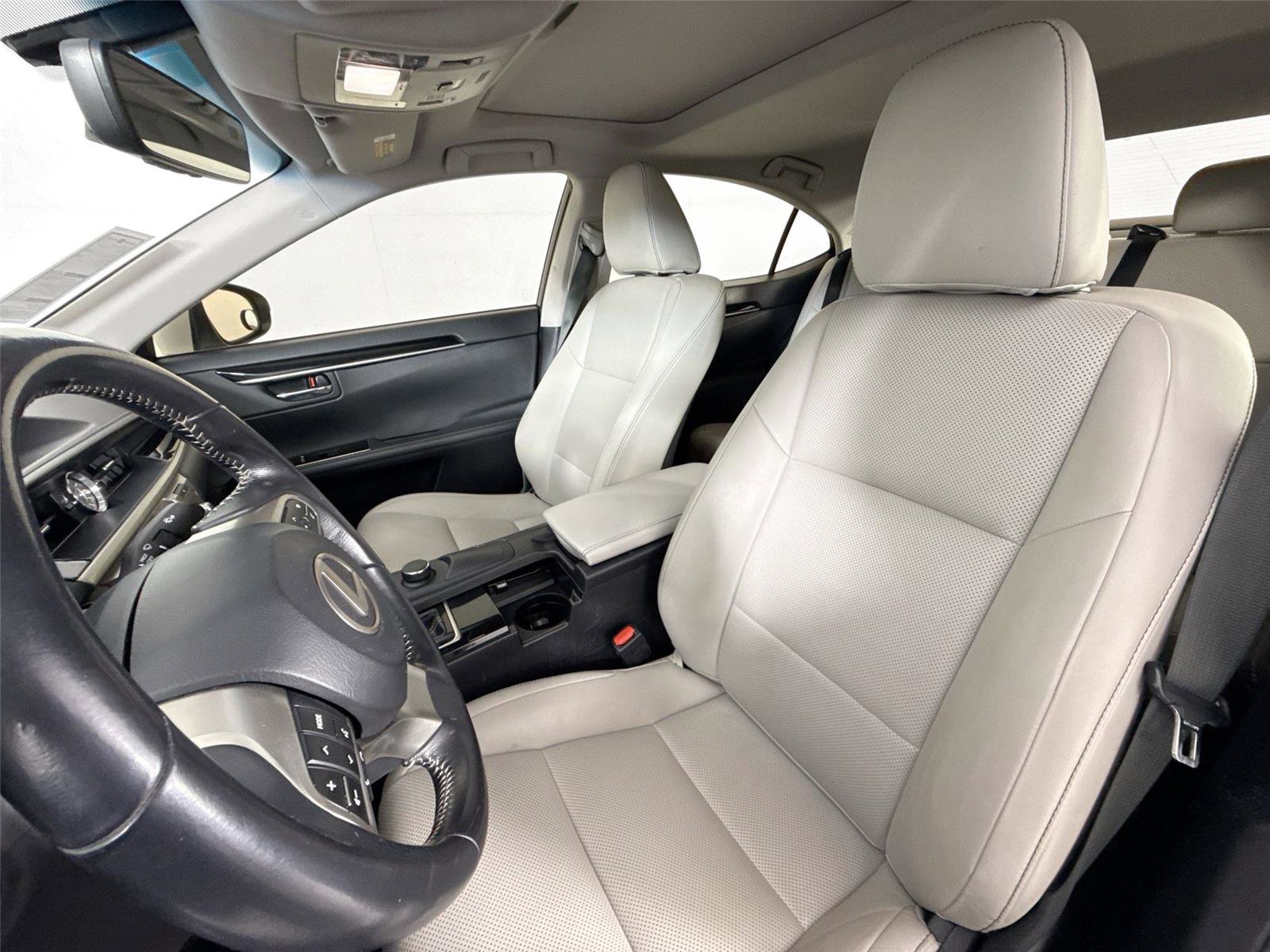 Used 2016 Lexus ES 350 4DR SDN video 3