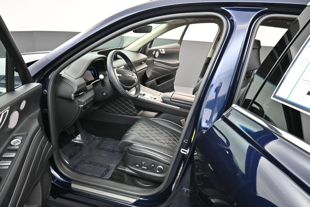 Used 2024 Genesis GV80 3.5T w/ Prestige Package AWD/4WD image 12
