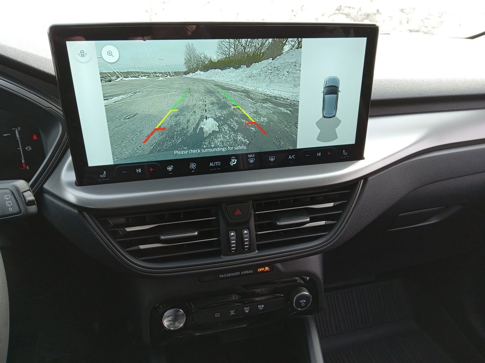 Used 2025 Ford Escape SE image 17