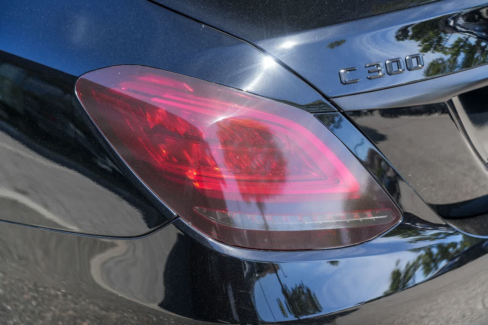 Used 2020 Mercedes-Benz C 300 Sedan image 7